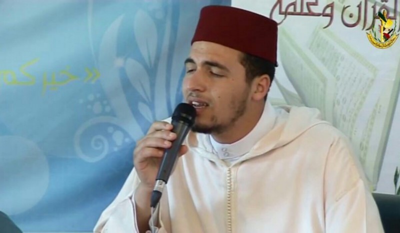 المغربي معاذ الدويك يفوز بجائزة القارئ العالمي المرتل في البحرين